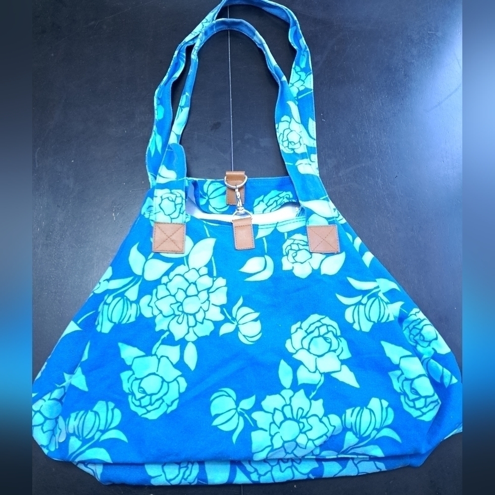 Floral Canvas Beach/Tote/Vacation Bag